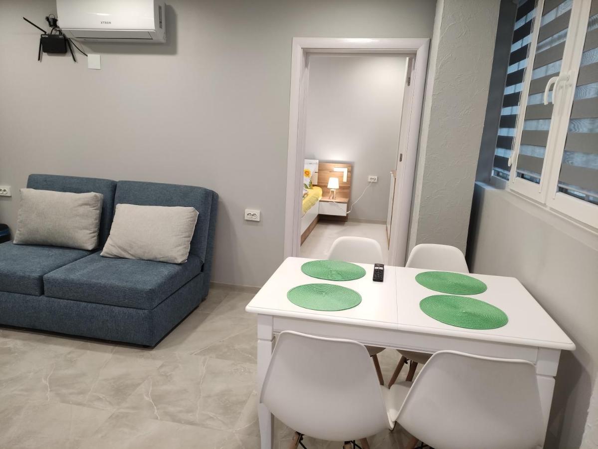 Uptown Funk Apartment Ruse Exterior photo